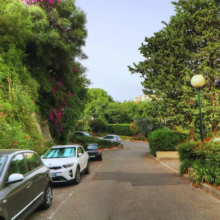 Magnificent Air-conditioned 1-bedroom 
