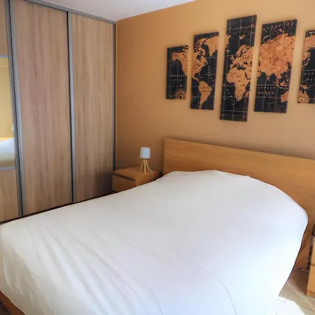 Апартаменты Magnificent Air-conditioned 1-bedroom 